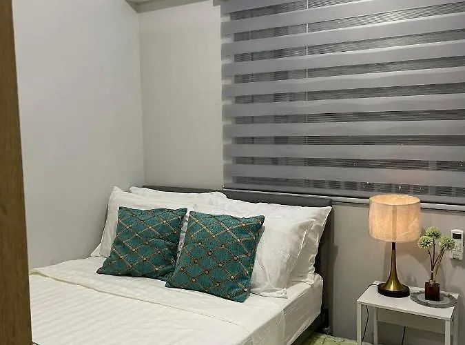 Aparthotel Fern At Grass Residences Staycation