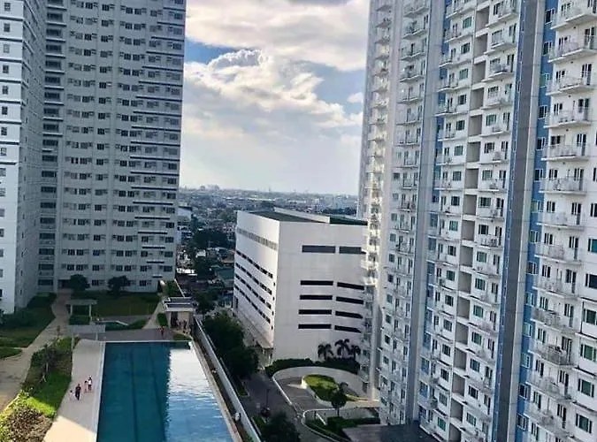 Fern At Grass Residences Staycation Aparthotel