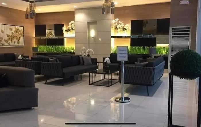 Aparthotel Fern At Grass Residences Staycation *