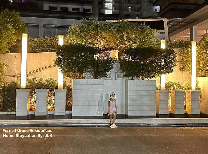 Aparthotel Fern At Grass Residences Staycation